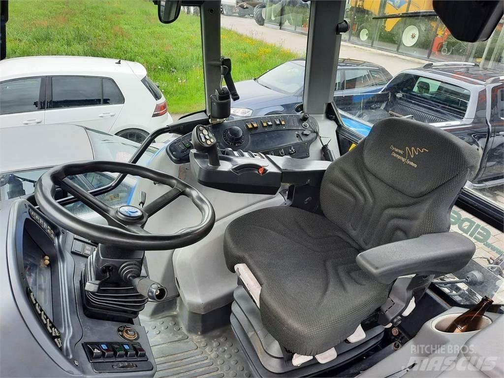 New Holland TVT 190 Traktory