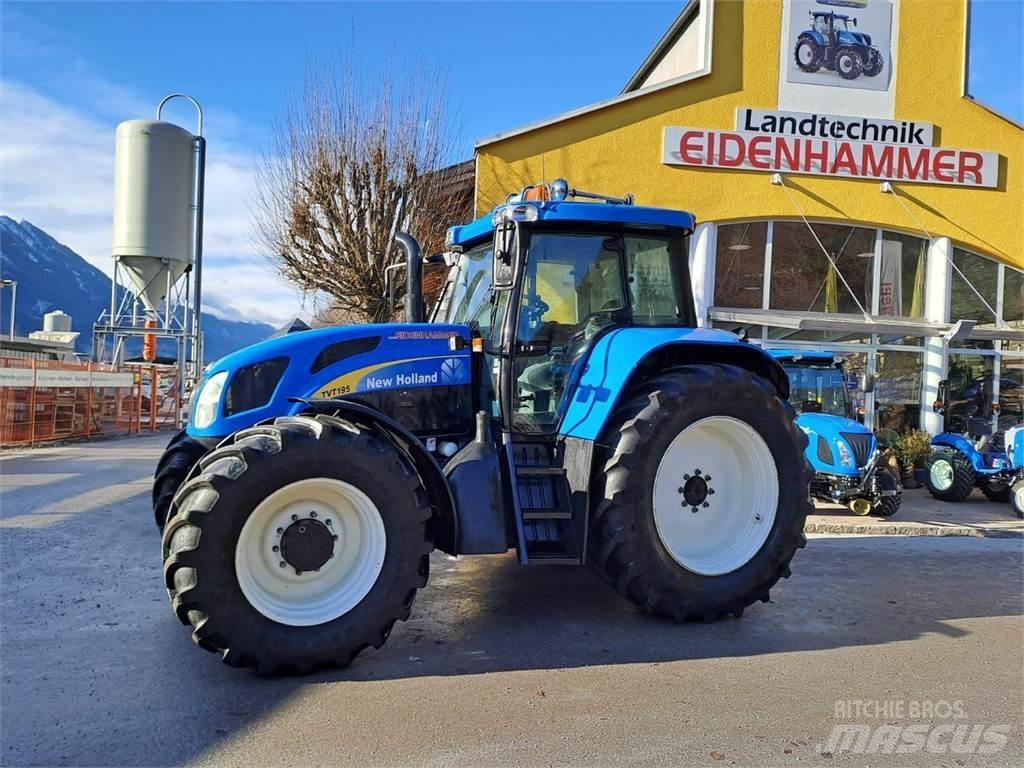 New Holland TVT 190 Traktory