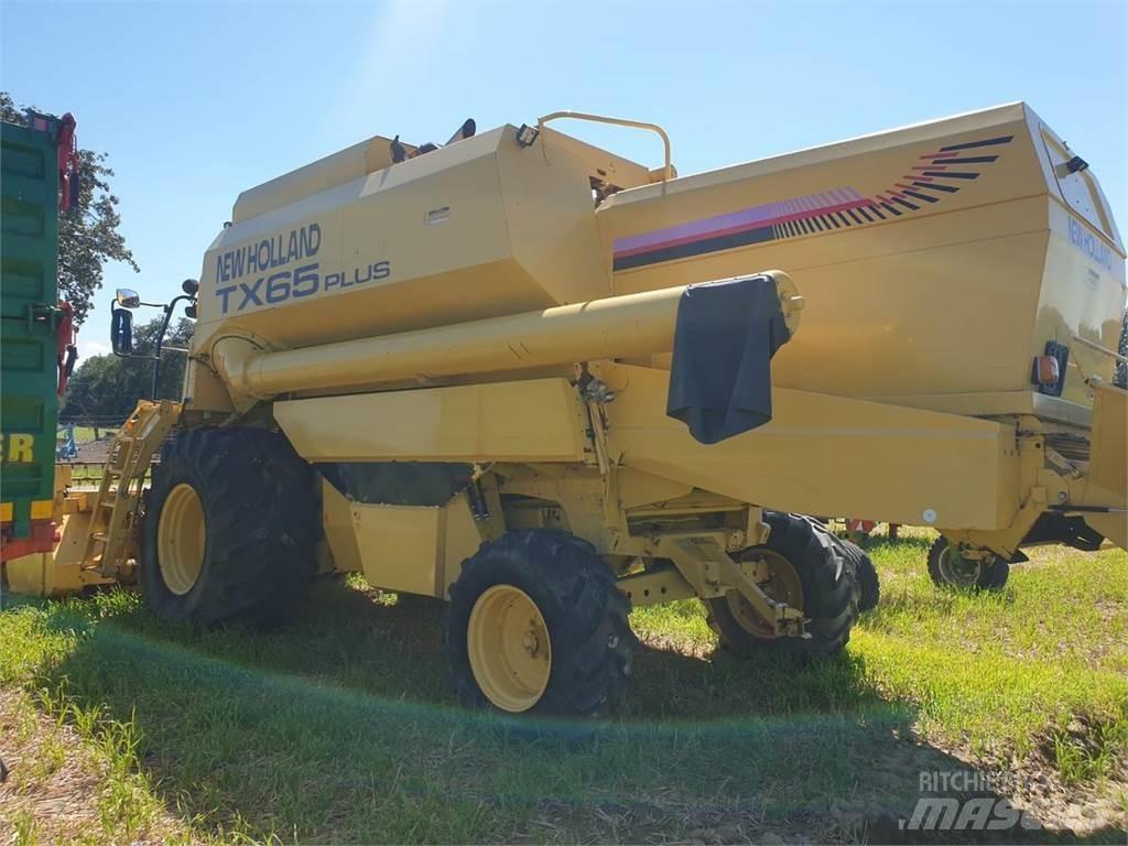 New Holland TX 65 Kombinované zberacie stroje