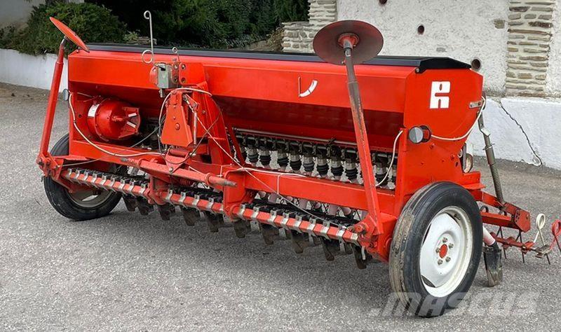 Reform Semo 100 Mechanické sejačky
