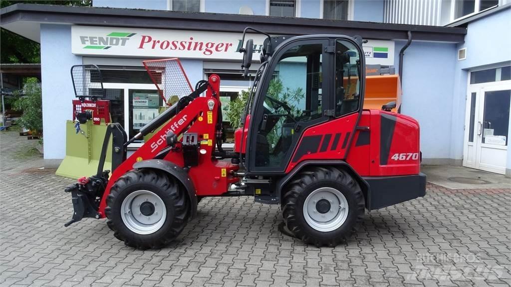 Schäffer 4670 Čelné nakladače a rýpadlá
