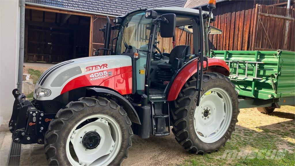 Steyr 4085 Kompakt Traktory