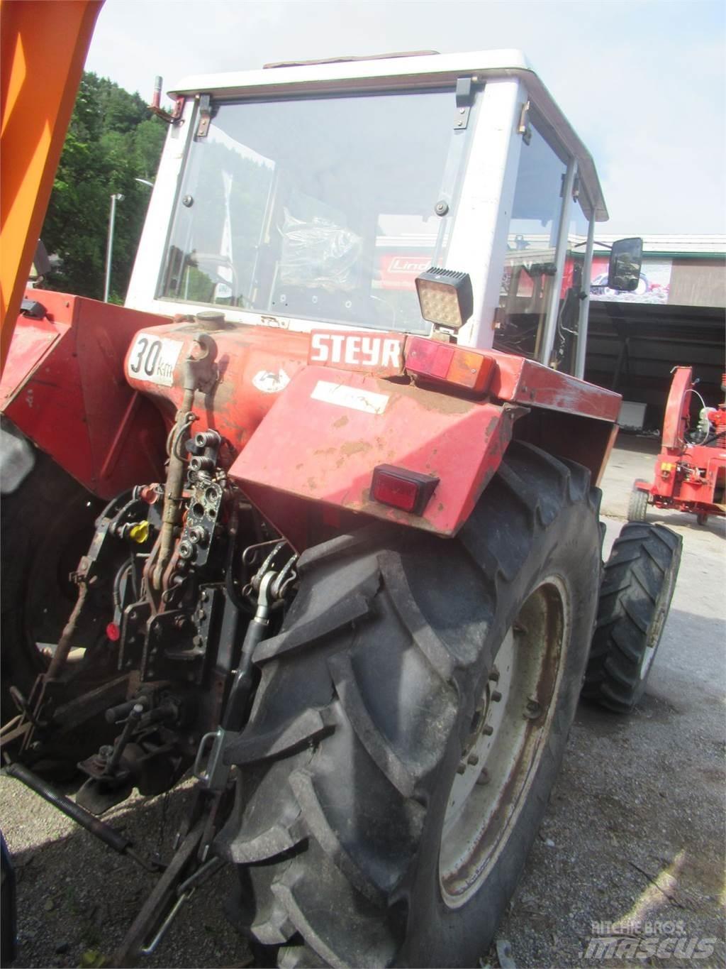Steyr 8100 A Traktory