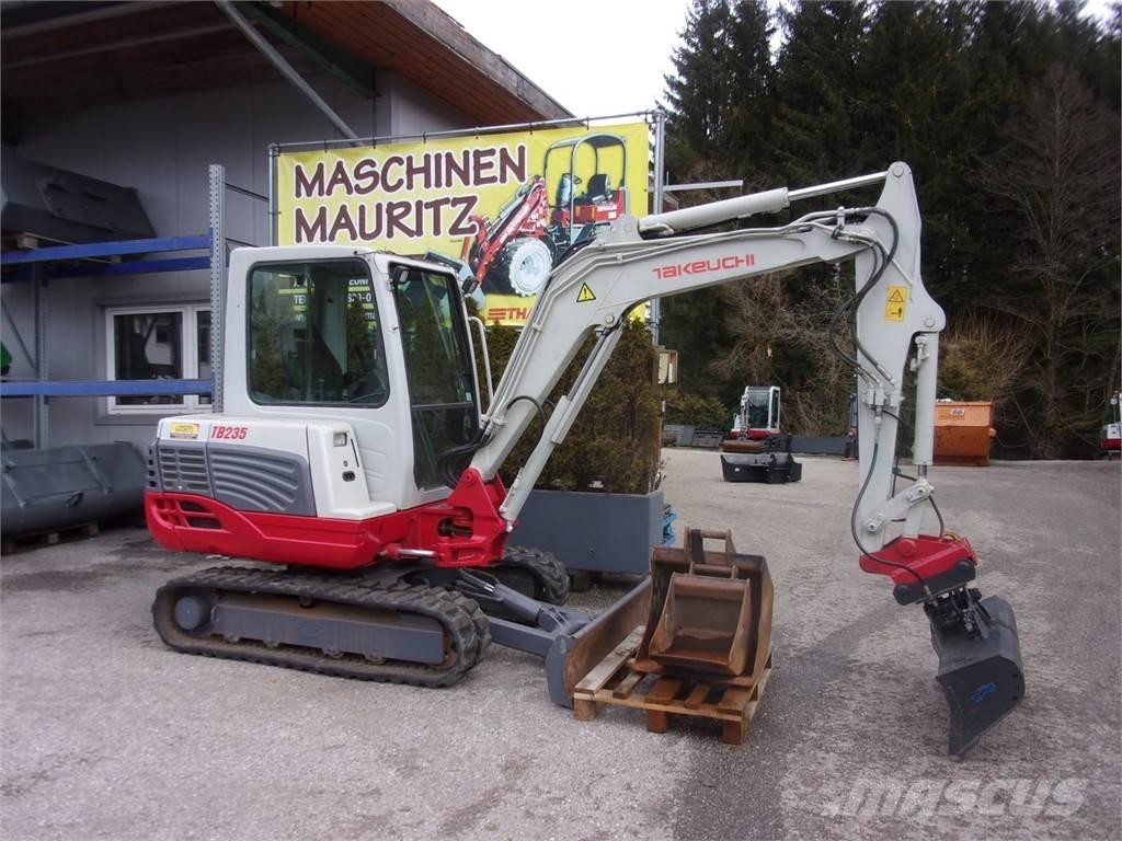 Takeuchi TB 235 Mini rýpadlá < 7t