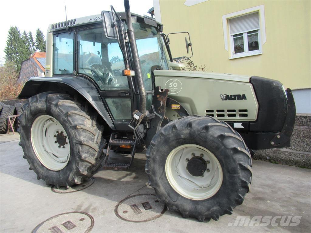 Valtra 6200 Traktory