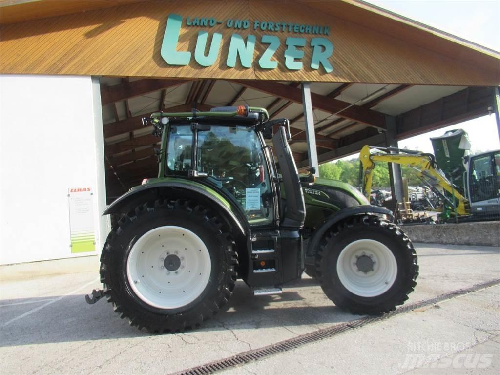 Valtra N175 Traktory