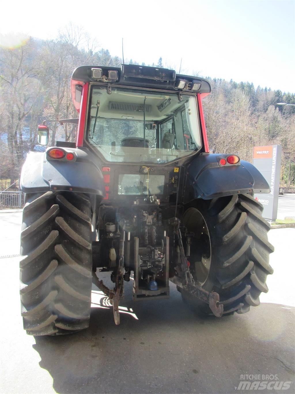 Valtra T 191 HiTech Traktory