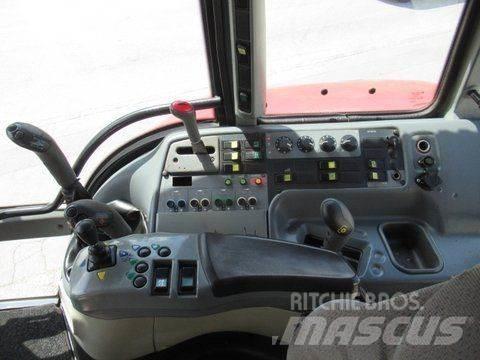 Valtra T130 Traktory