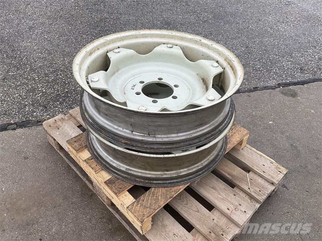  W7x28 Pneumatiky, kolesá a ráfiky