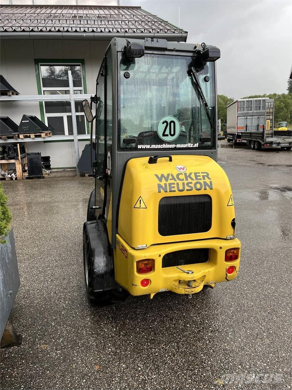Wacker Neuson WL 20 Čelné nakladače a rýpadlá