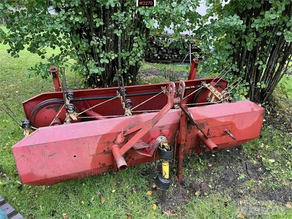 Akron Kombi 10 Stroje na zber krmovín-príslušenstvo