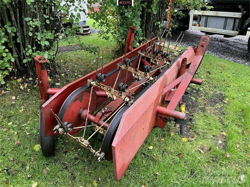 Akron Kombi 10 Stroje na zber krmovín-príslušenstvo