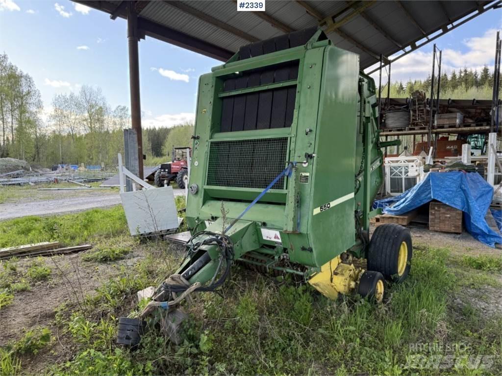John Deere 550 Lisy na okrúhle balíky