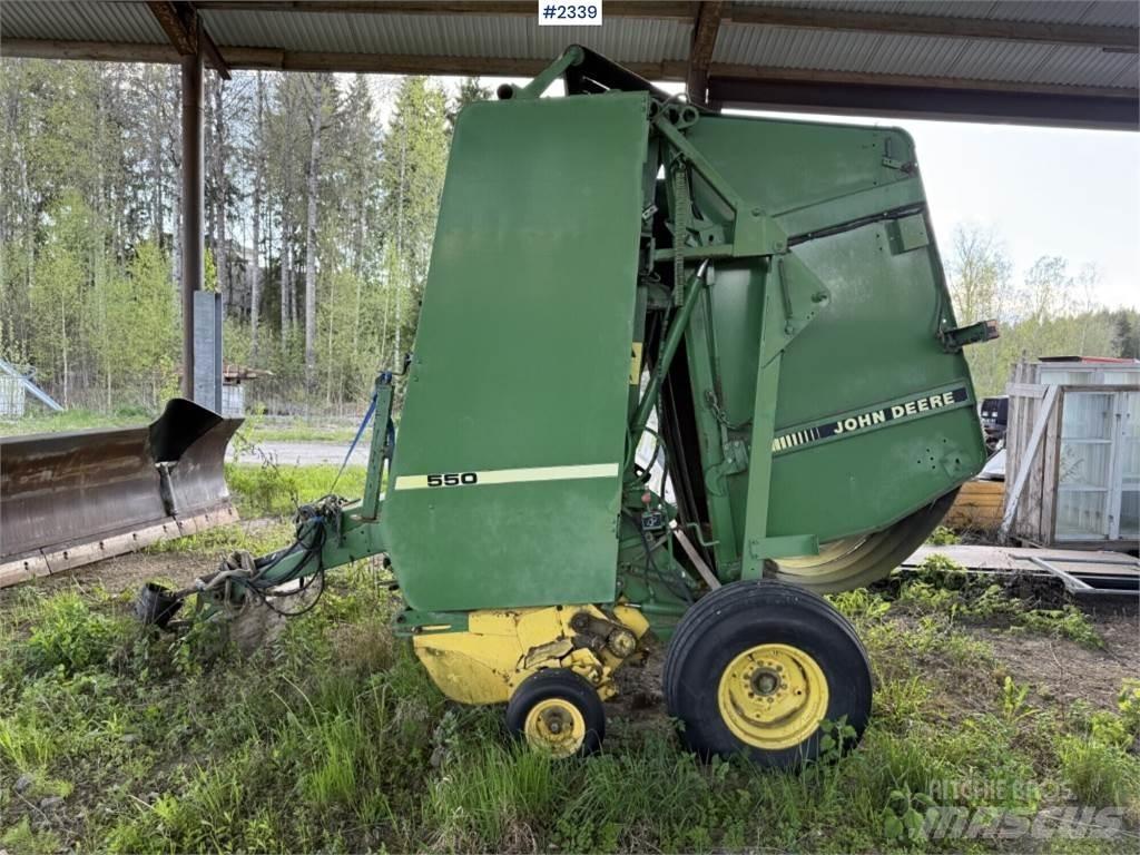 John Deere 550 Lisy na okrúhle balíky