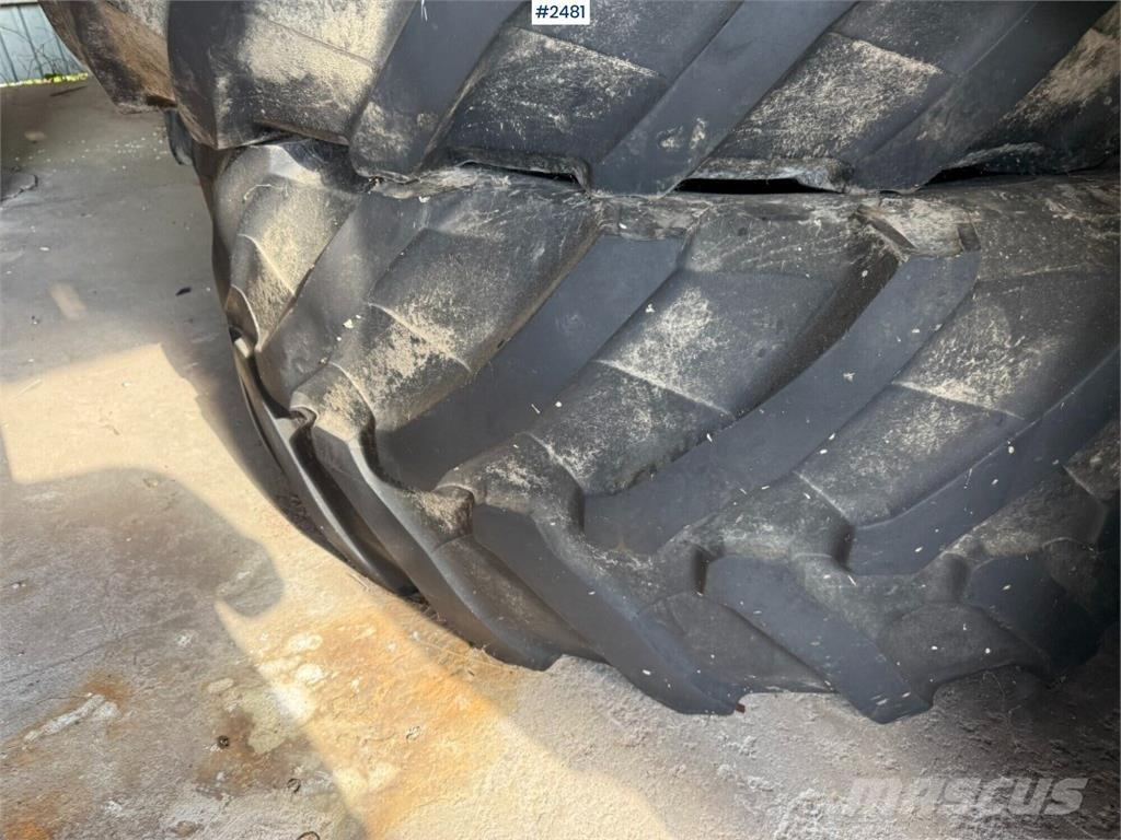 Pirelli TM800 Príslušenstvo