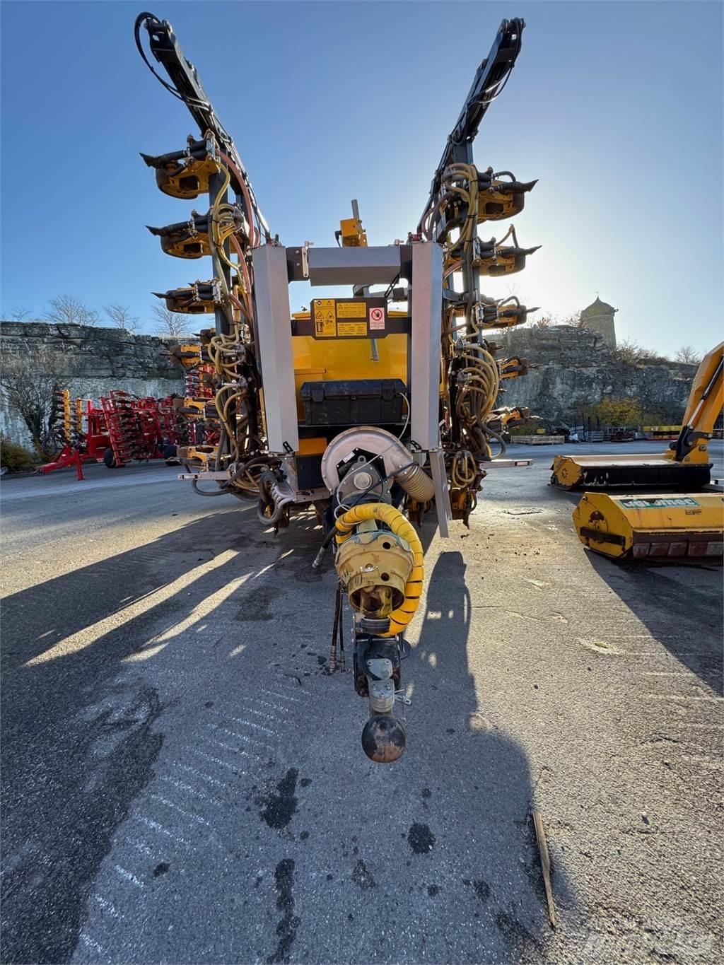 Cameleon 8M Mechanické sejačky