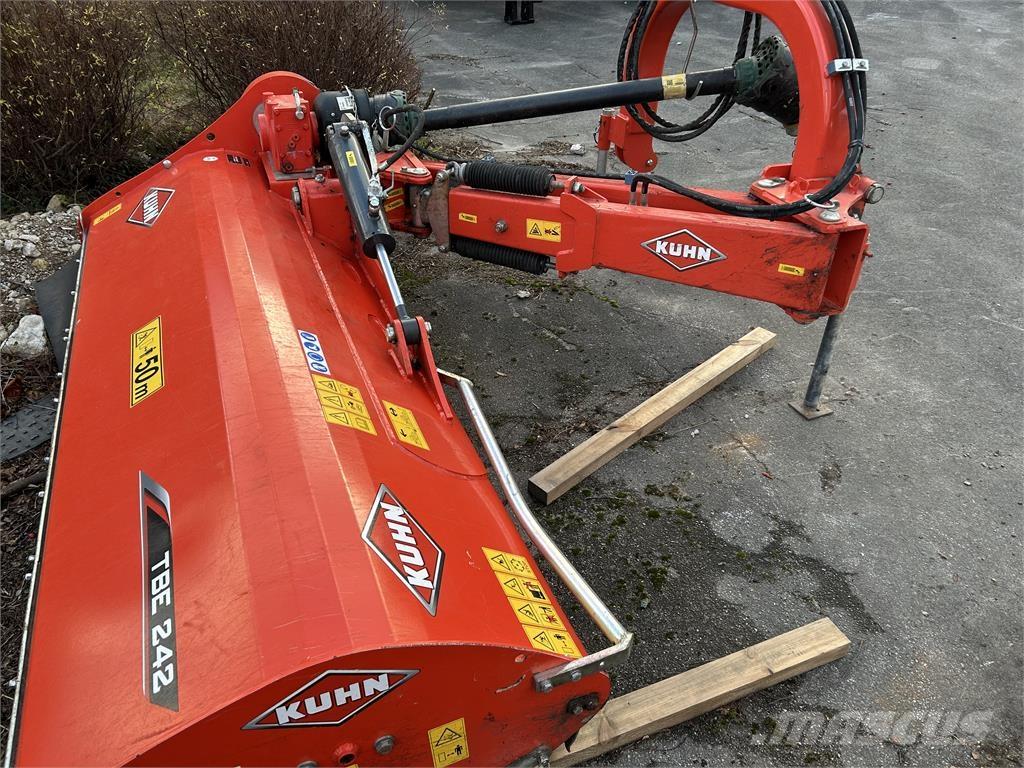 Kuhn TBE242 Žacie stroje