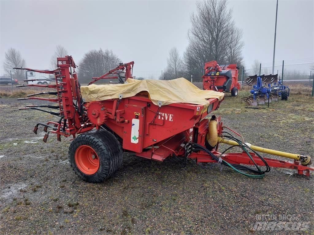 Tive 2004 Mechanické sejačky
