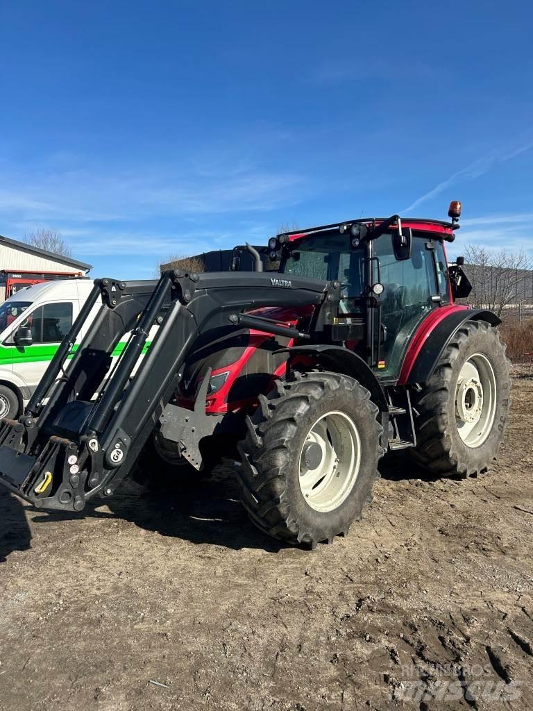 Valtra 134LH Traktory