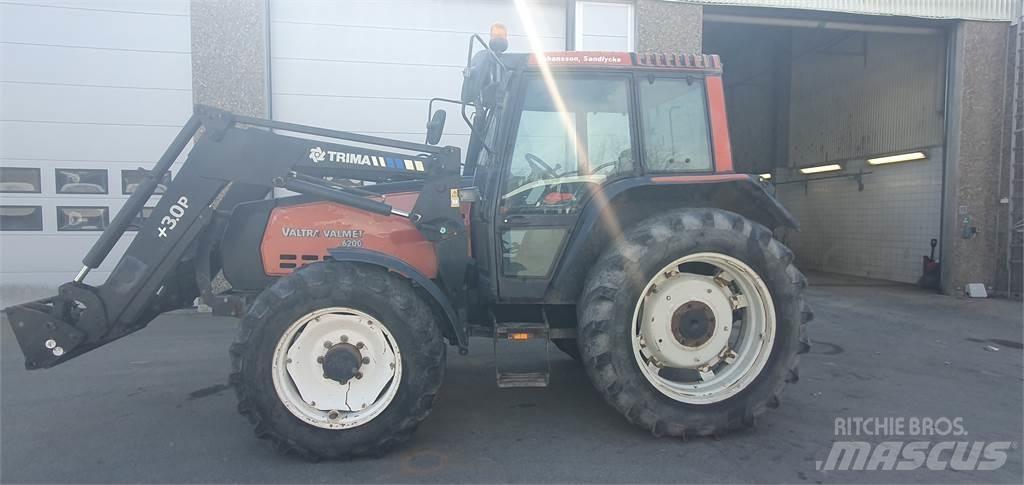 Valtra 6200 Traktory