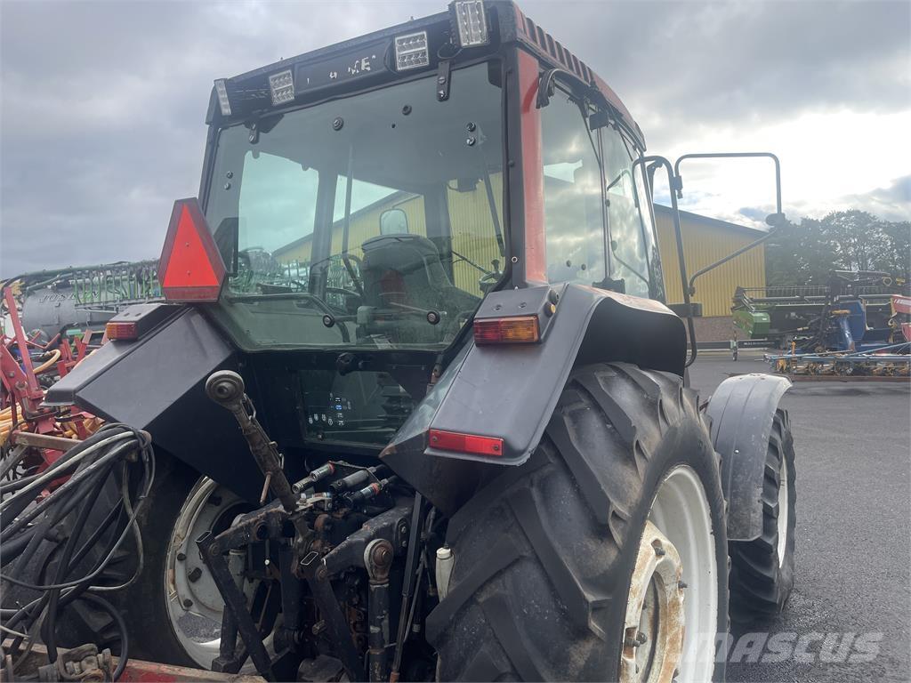 Valtra 6300 Traktory