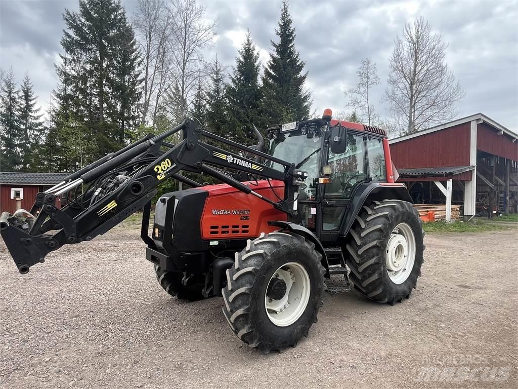 Valtra 6350 Traktory