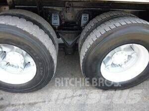 Ford L9000 Sklápače