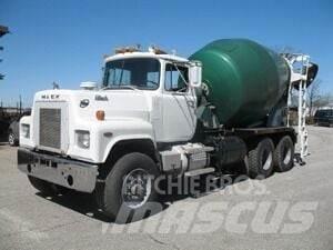 Mack RS686LS Ďalšie nákladné vozidlá