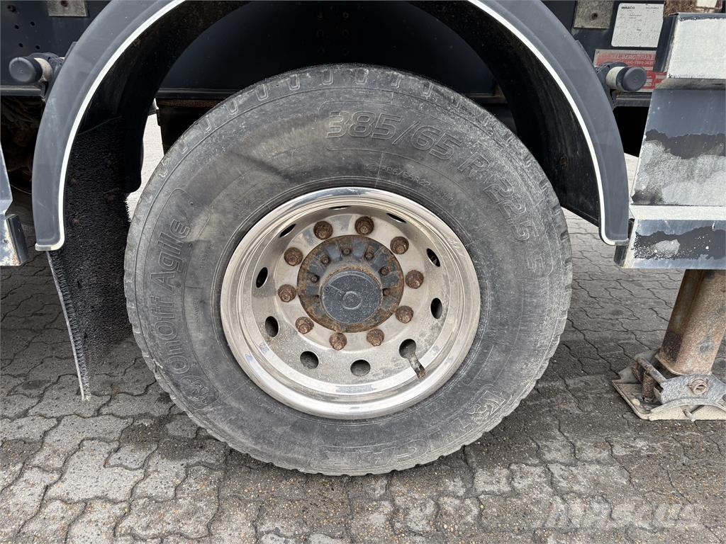 Kel-Berg 23 m³ Sklápacie návesy