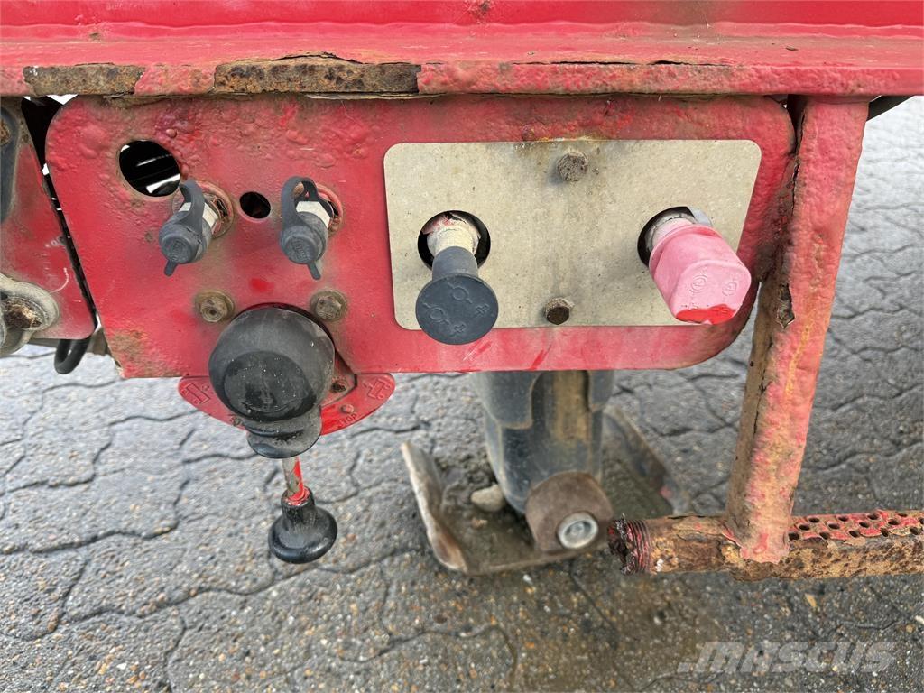 Nopa 2 aks. Vyklápacie prívesy