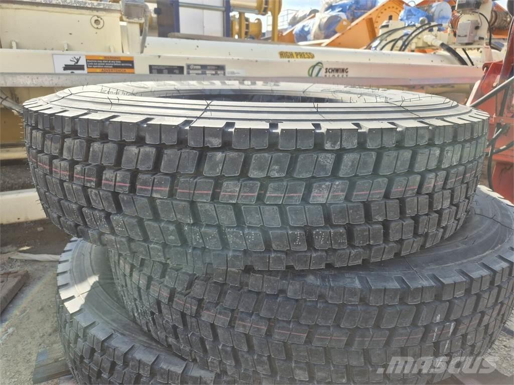 Aeolus ADR55 Pneumatiky, kolesá a ráfiky