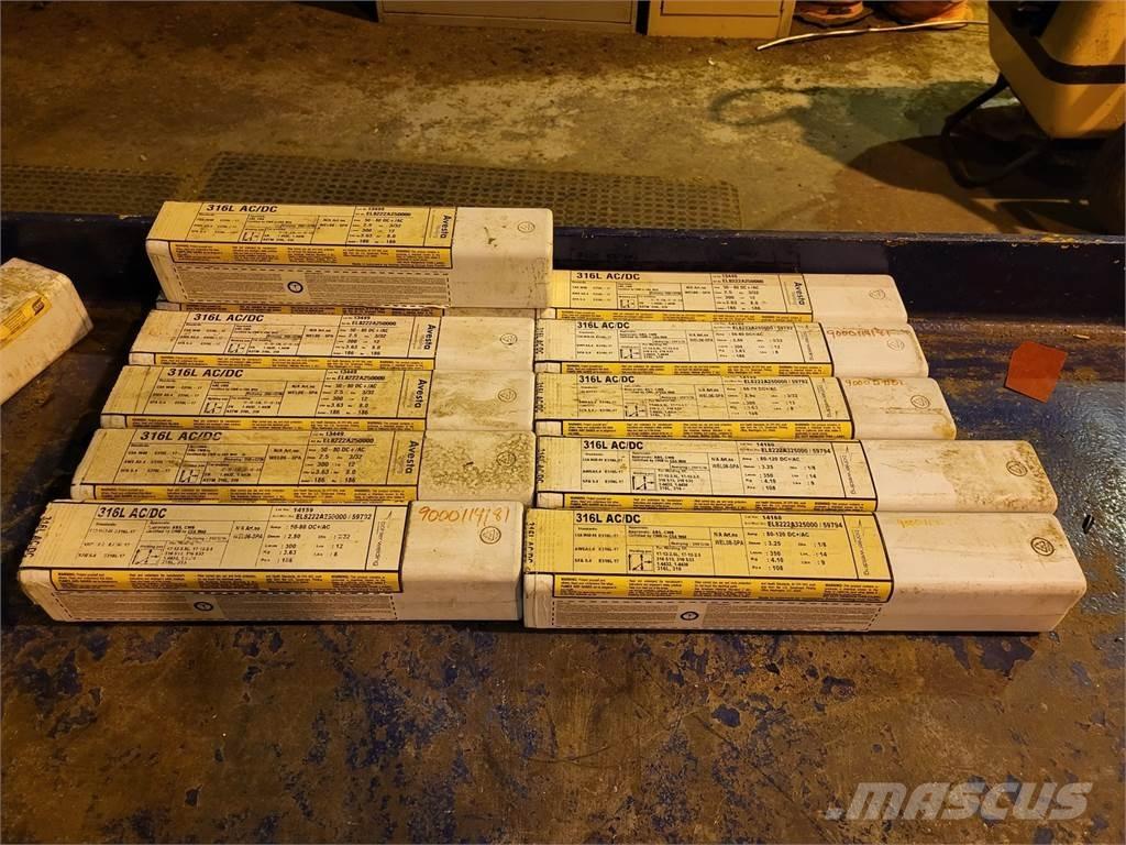  AVESTA Zváracie stroje