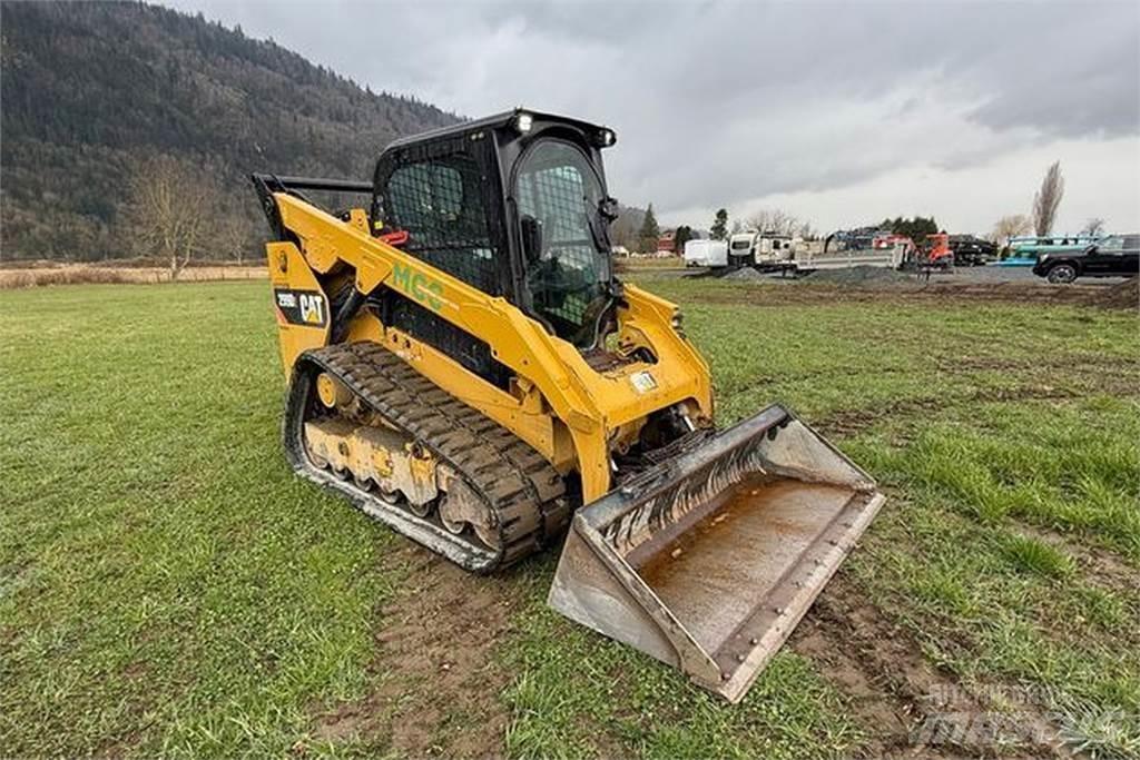 CAT 299D2 Šmykom riadené nakladače