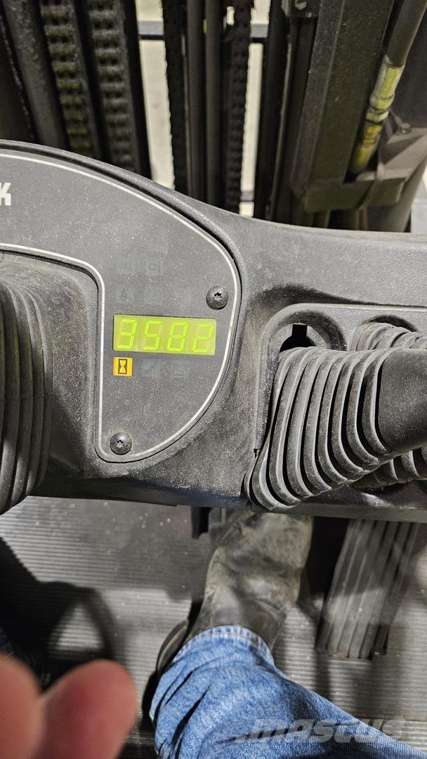 Clark TMX25 Stavebníctvo - ostatné