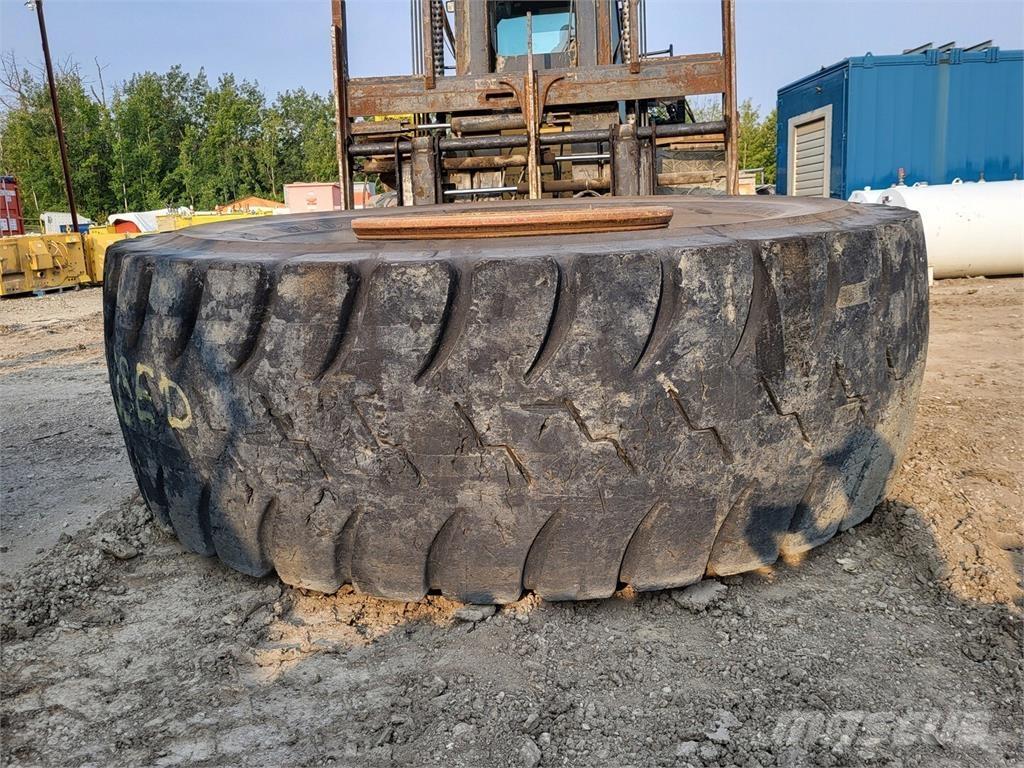 Goodyear RM-4B+ Pneumatiky, kolesá a ráfiky