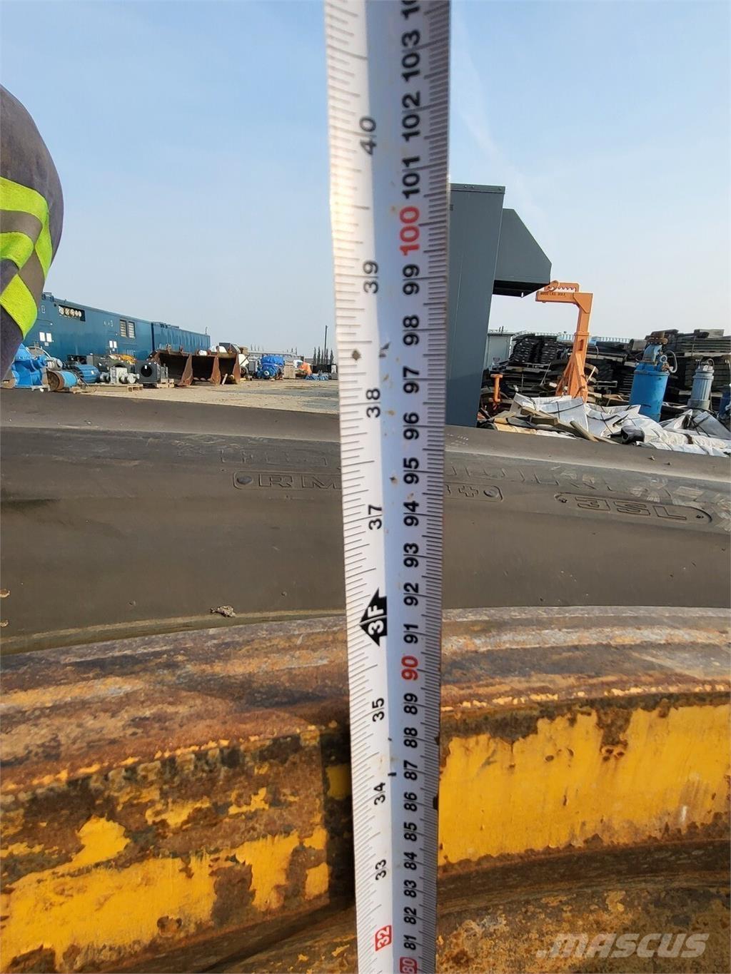 Goodyear RM-4B+ Pneumatiky, kolesá a ráfiky