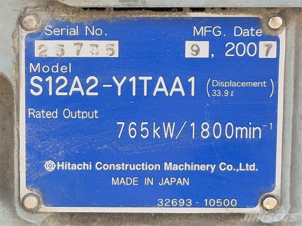 Hitachi S12A2-Y1TAA1 Motory