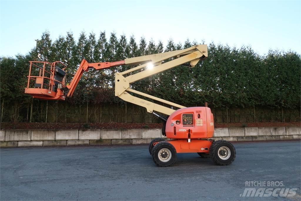 JLG 450AJ Kĺbové plošiny