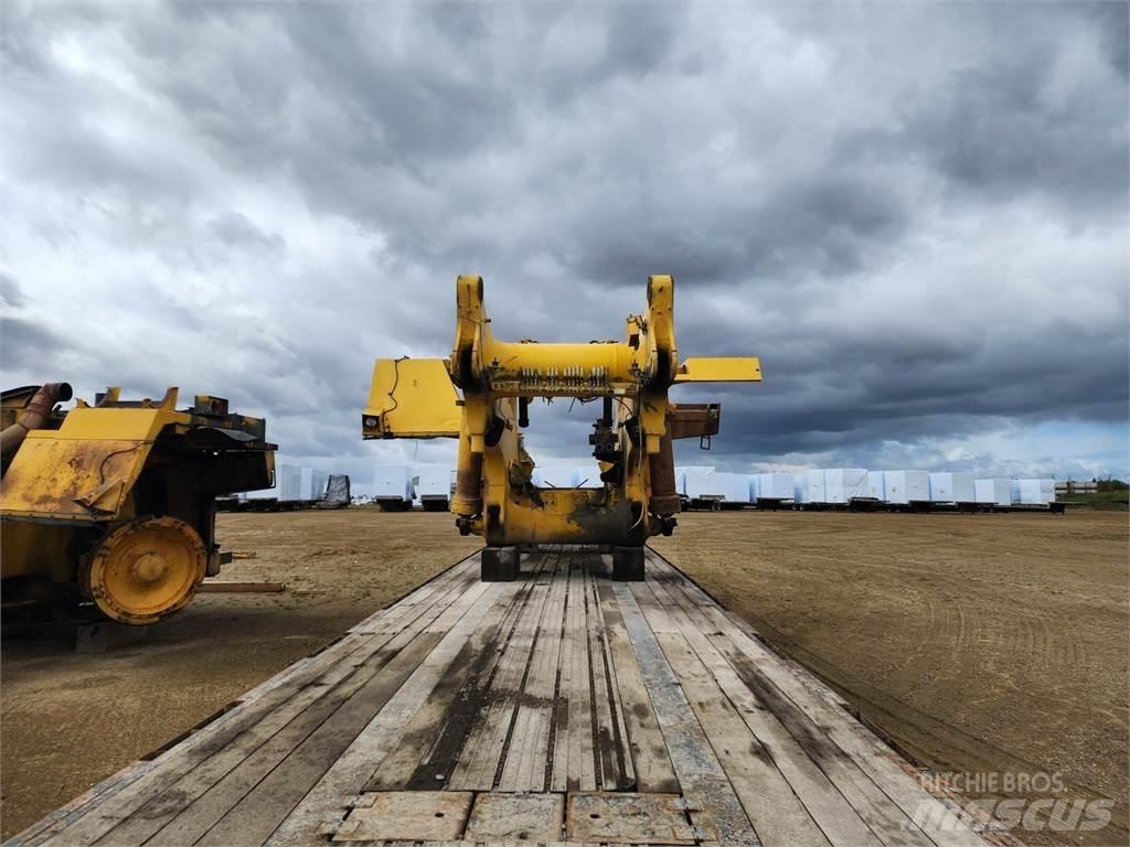 Komatsu  Kĺbové nákladné autá