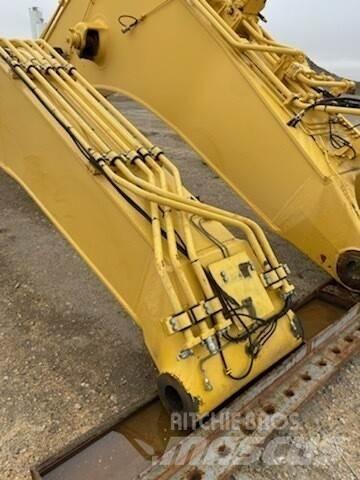 Komatsu  Kolesové rýpadlá