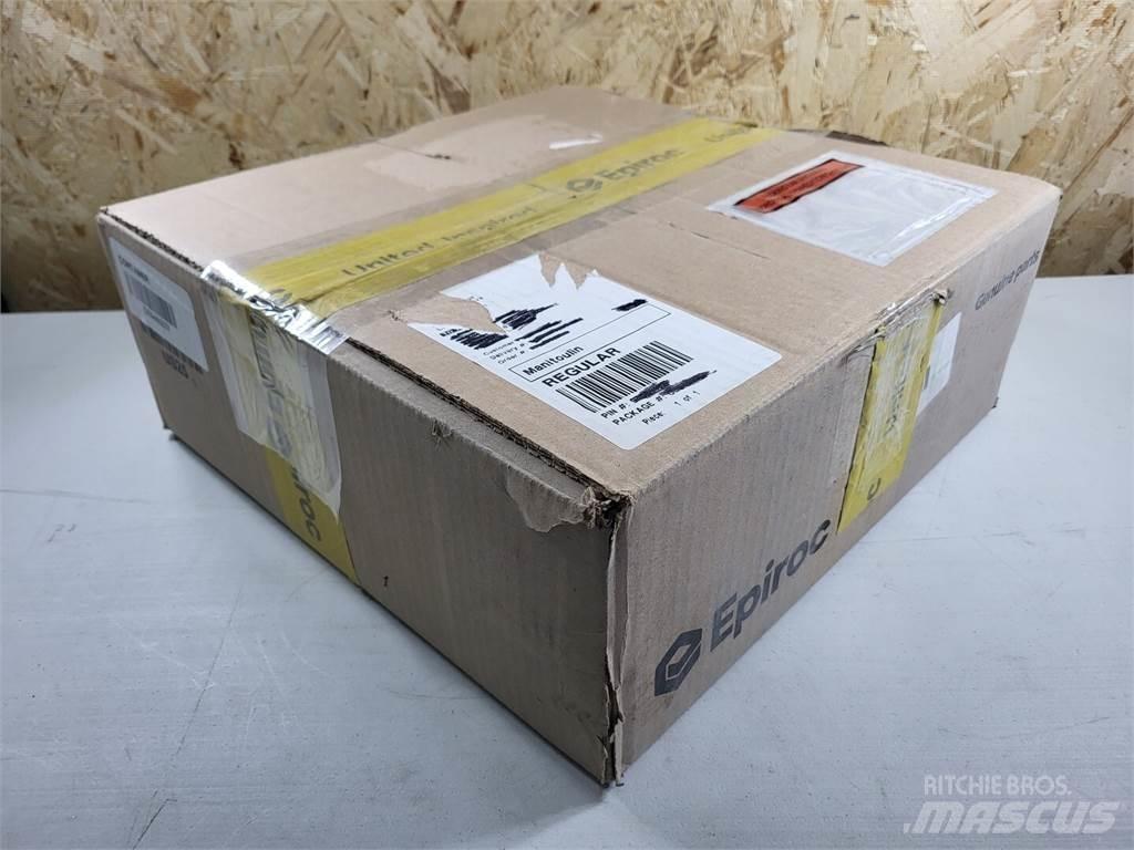 Komatsu 17FB173 Kĺbové nákladné autá