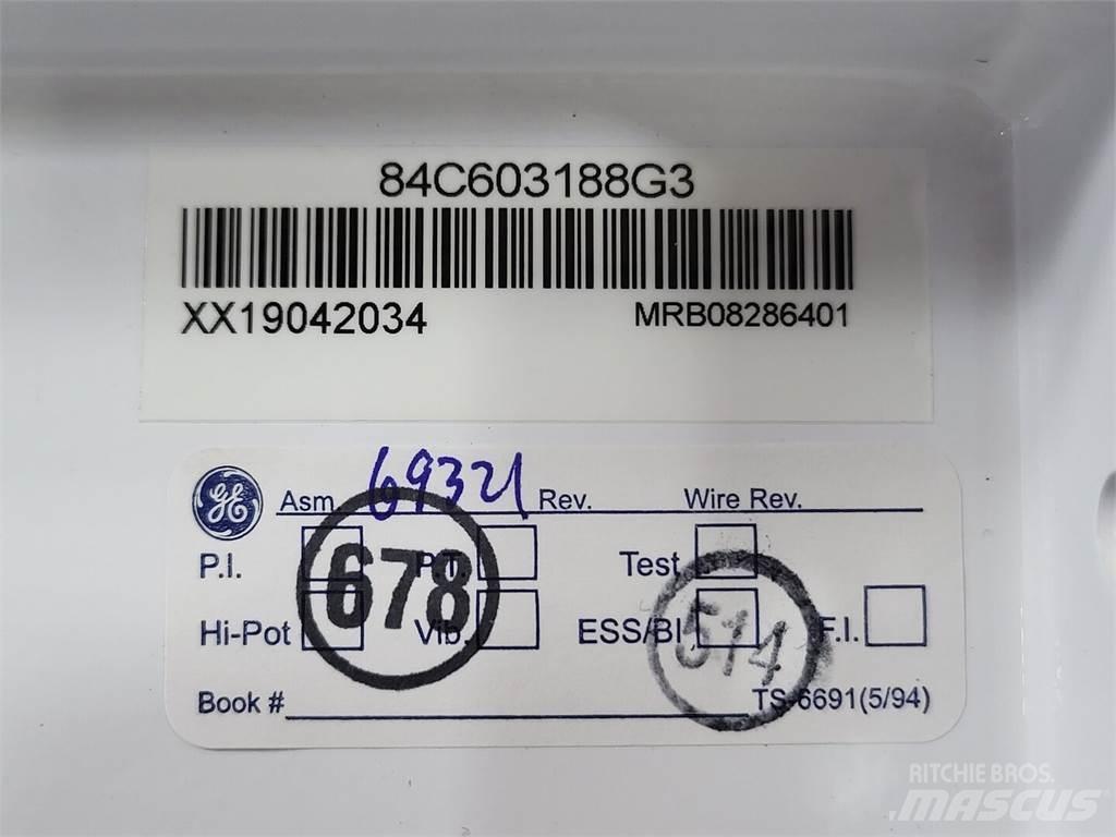 Komatsu 58E-43-00400 Kĺbové nákladné autá