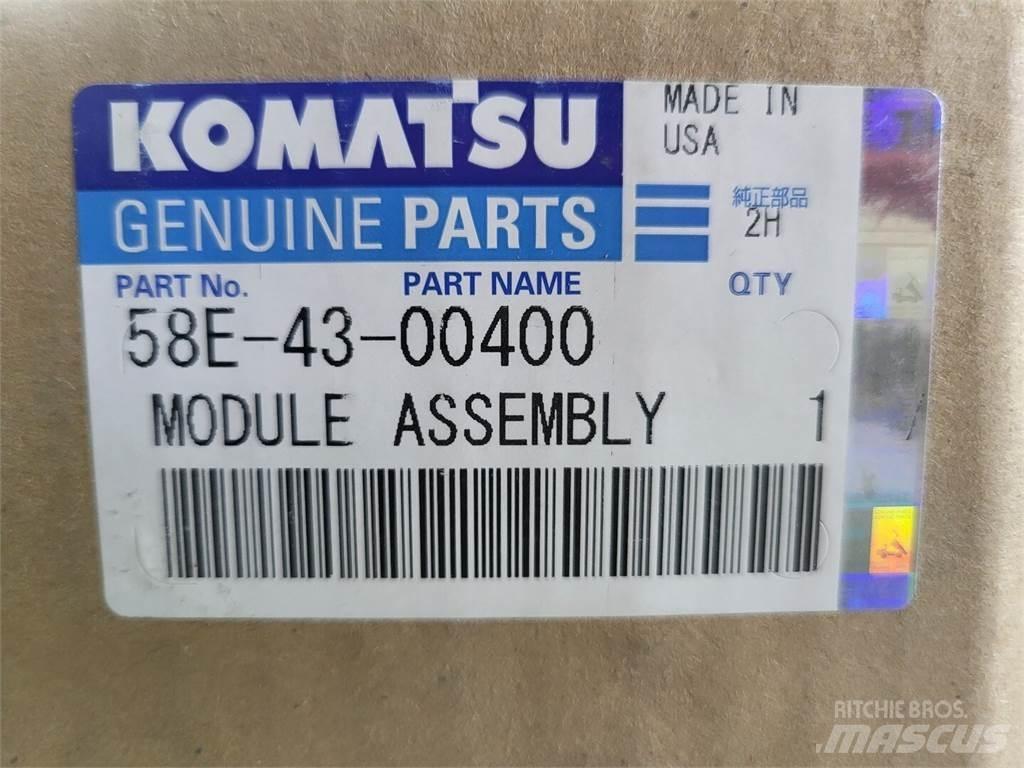 Komatsu 58E-43-00400 Kĺbové nákladné autá