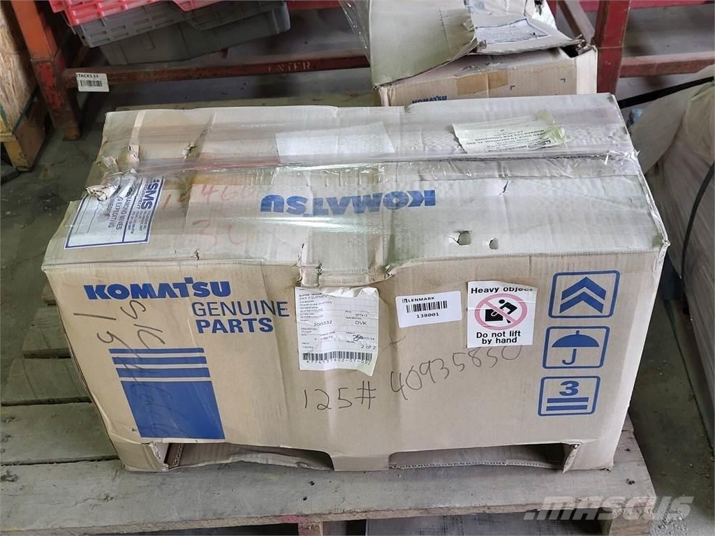 Komatsu 705-52-42090 Vodné čerpadlá
