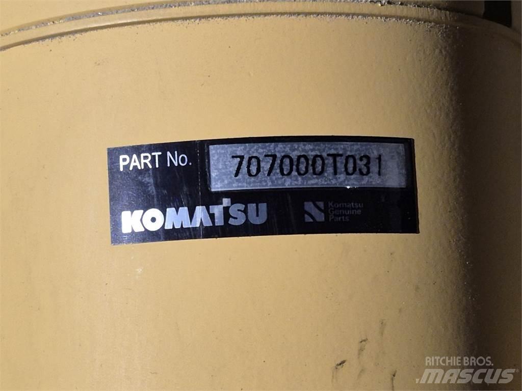 Komatsu 707-00-0T031 Doprava – ostatné