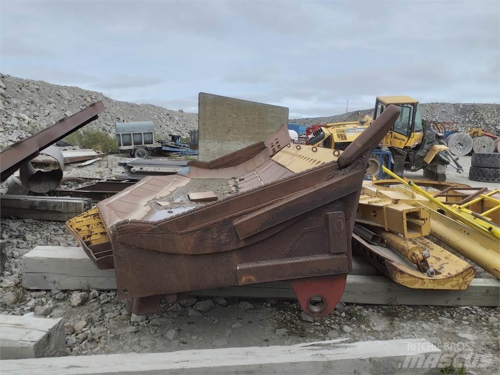 Komatsu D375 Kolesové dozéry