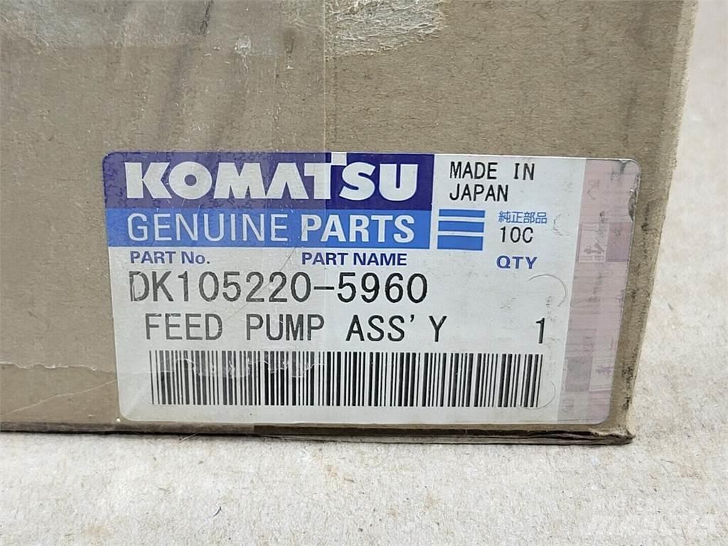 Komatsu DK105220-5960 Vodné čerpadlá