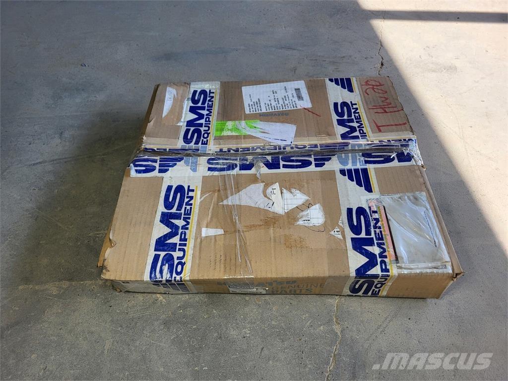 Komatsu EG6304 Ďalšie komponenty