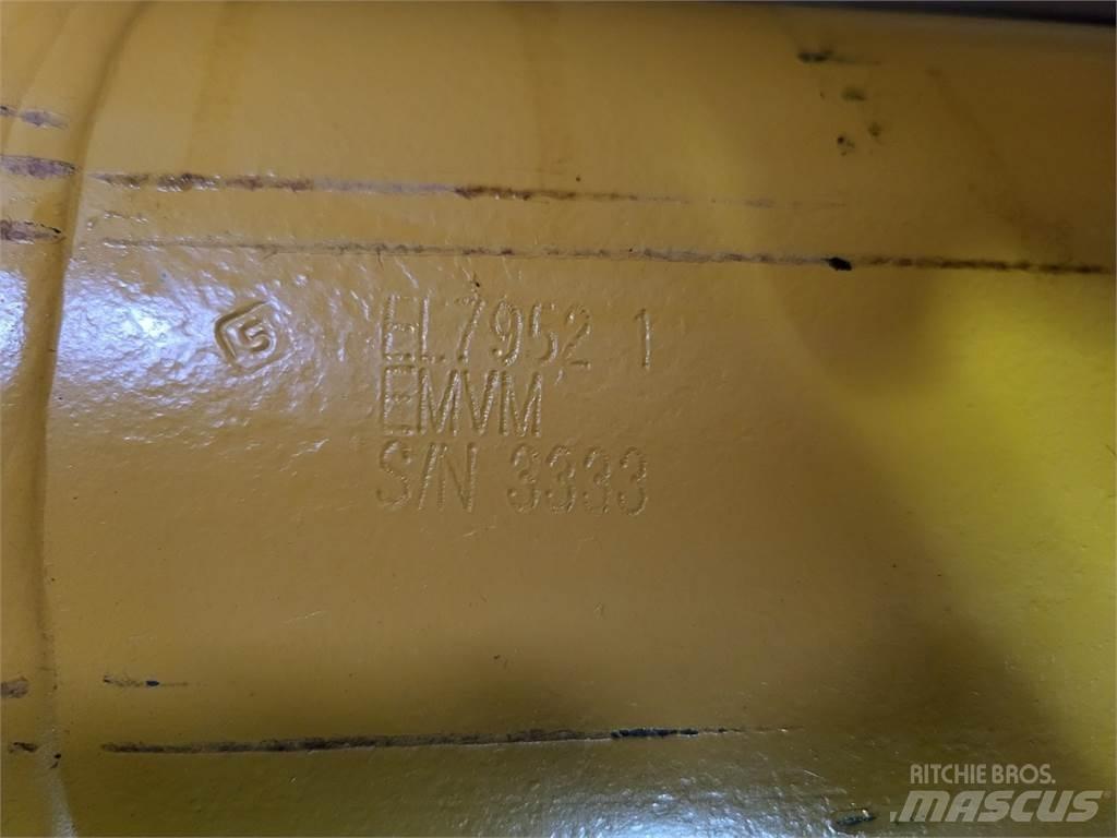 Komatsu EL7952 Kĺbové nákladné autá