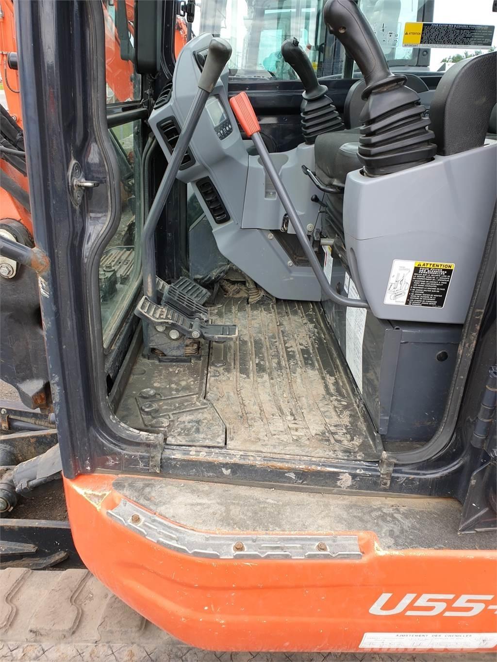 Kubota U55-4 Kolesové rýpadlá